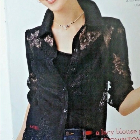 CAbi black lace blouse size small - Picture 3 of 6